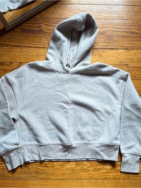 Cream Women's Cropped Hoodie - Pullover Sweatshirt